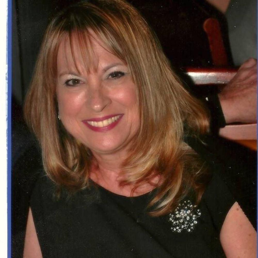 Meet your Posher, Sandi